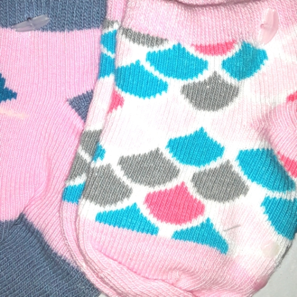 2pc Socks - Picture 2 of 4